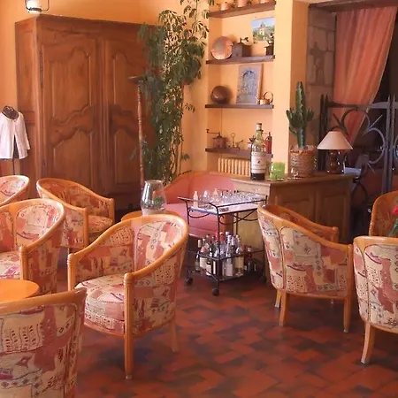 L'oustal Del Barry Otel 3*